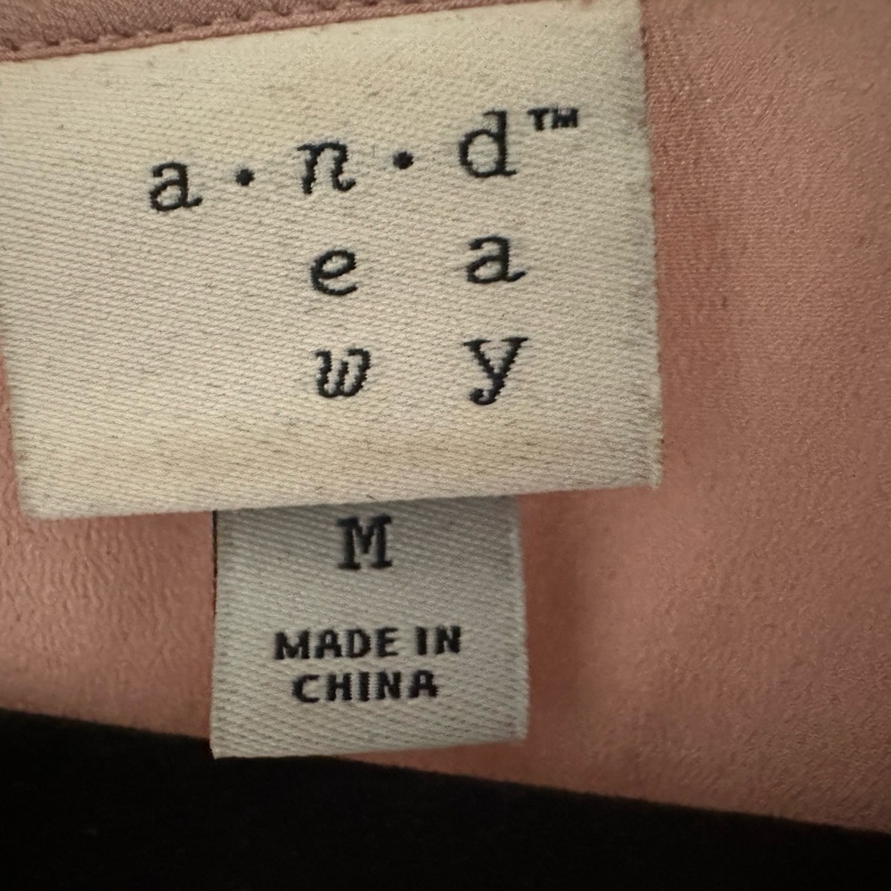 A NEW DAY pink blouse with beautiful detail at collar and sleeves